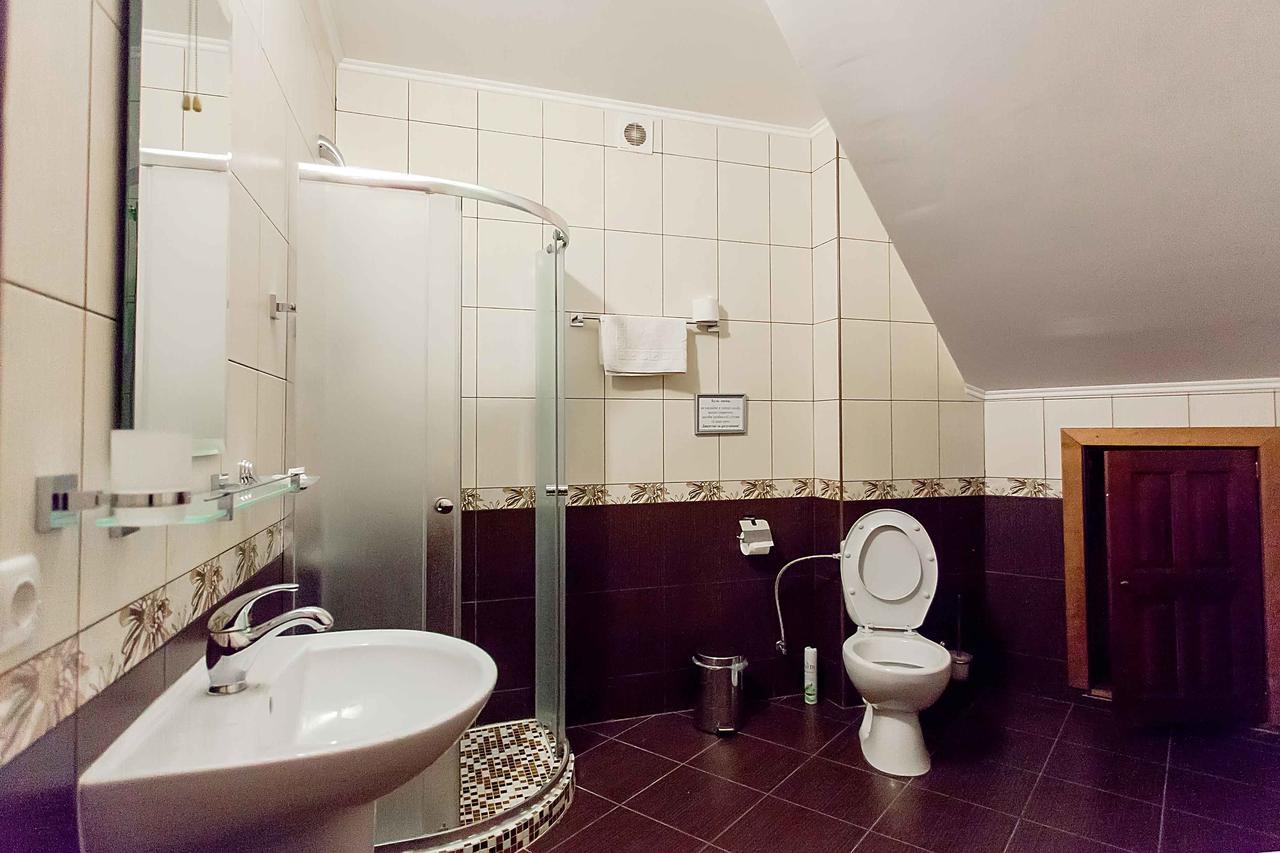 Hotel Podolyanka à Slavsko Extérieur photo
