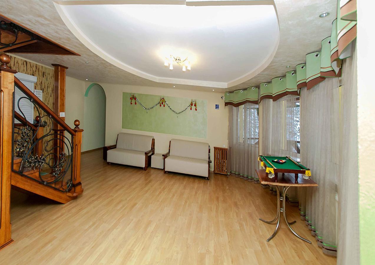 Hotel Podolyanka à Slavsko Extérieur photo